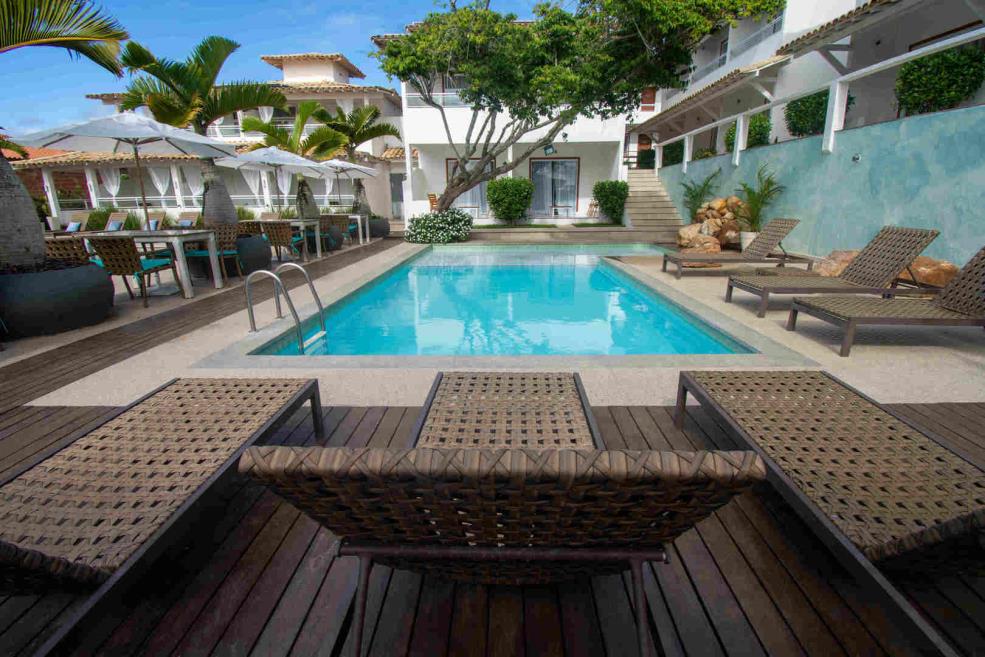 piscina 2-alta.jpg