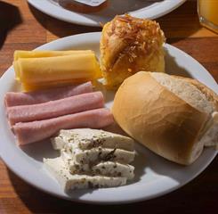 adm desayuno platos-5-alta.jpg