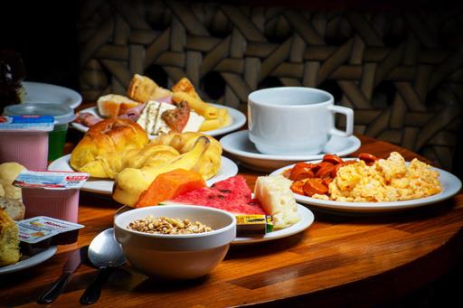 bdl mesa desayuno-13-alta.jpg