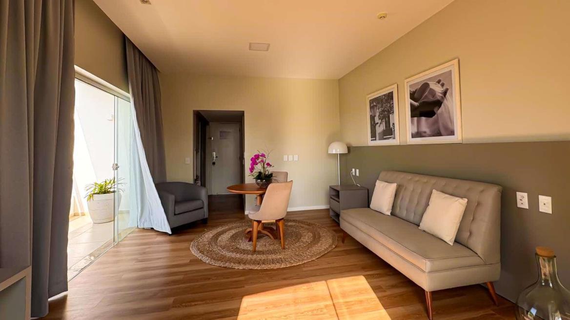 om suite executiva5.jpg
