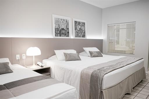 Luxo triplo casal.jpg