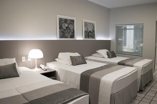 Luxo triplo solteiro.jpg