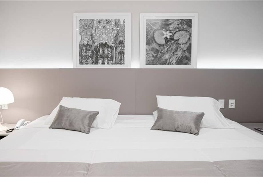 Superior cama casal.jpg