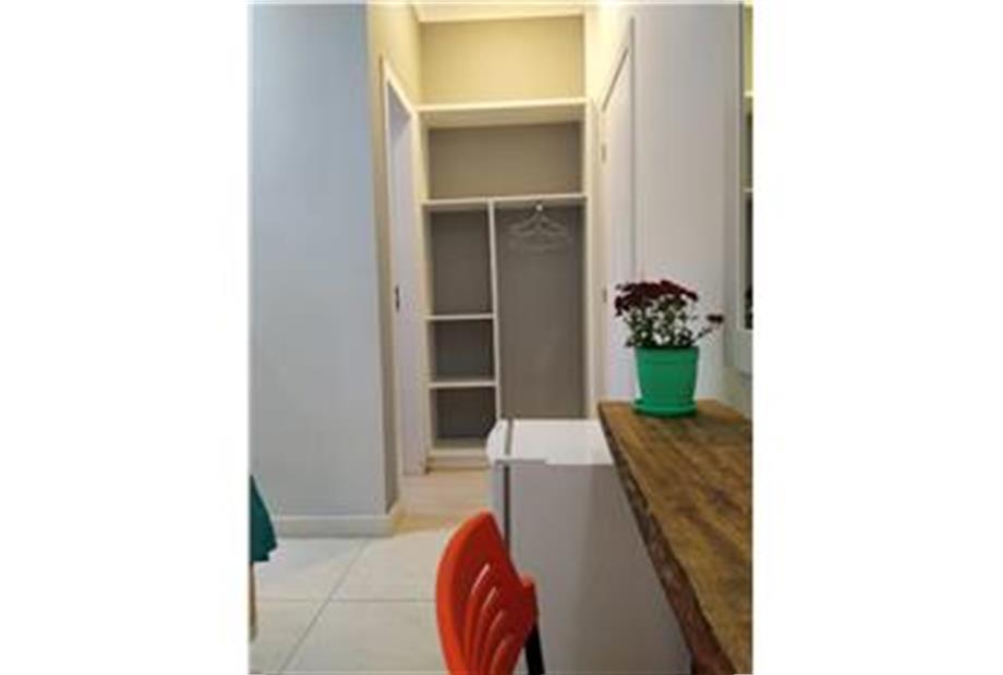 Armários + frigobar