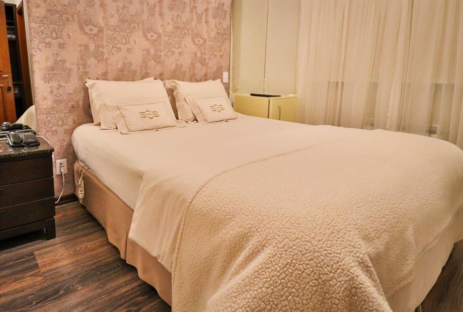 quarto-luxo (16).jpg