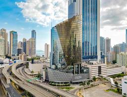 Las Américas Golden Tower