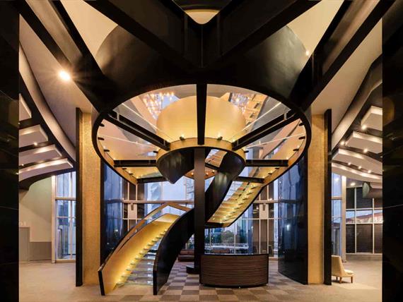 golden tower panama_urv5287_m ok_21_11zon.jpg