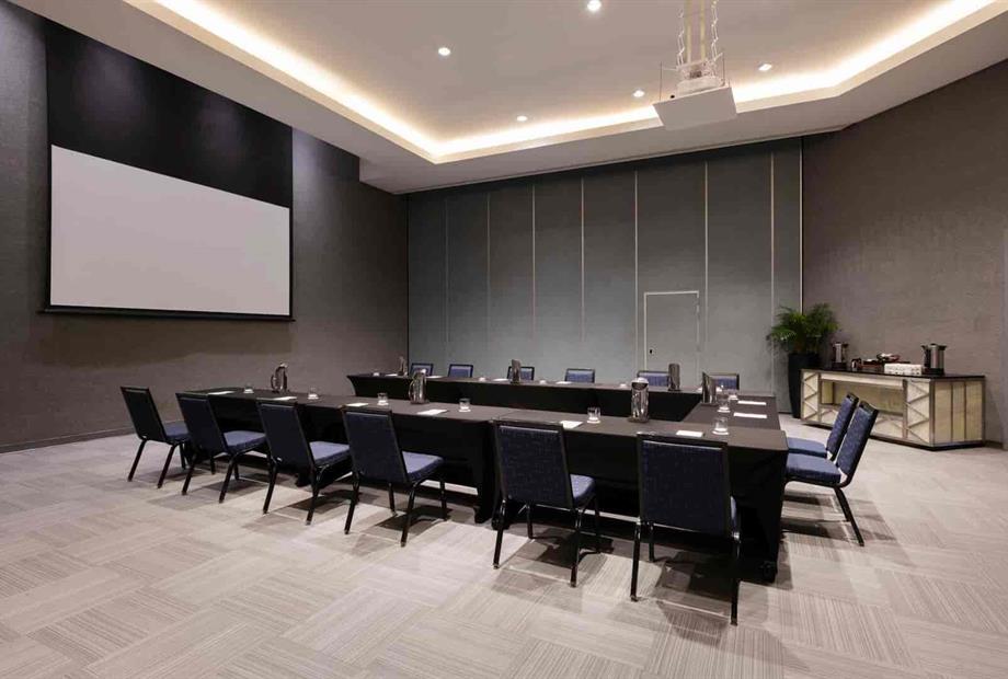 golden tower panama_urv3966_m ok_17_11zon.jpg