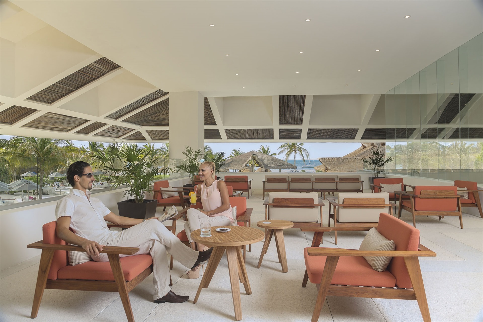 Terraza Club lounge Modelos  PIC Cancun(2).jpg