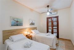 Quarto Luxo com Cama de Casal ou 2 de Solteiro