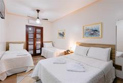 Quarto Quádruplo Luxo