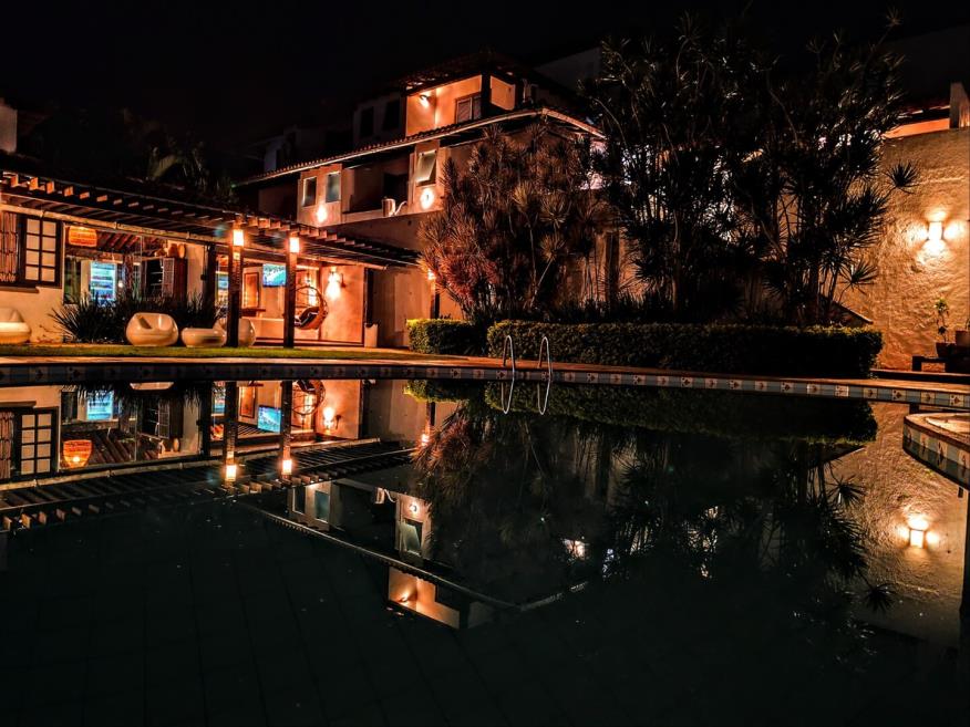 piscina.jpg