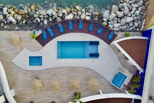 piscina aéreo diurno 02.jpeg