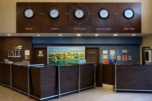 recepção balcão.jpg