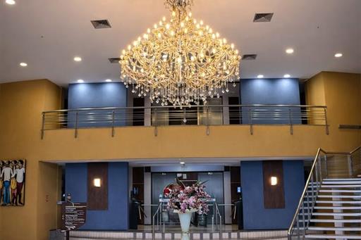 recpção lustre.jpg