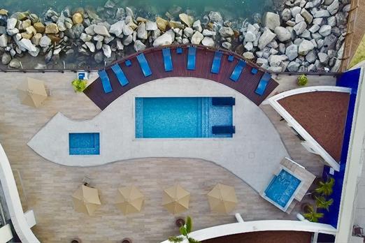 piscina aéreo diurno 02.jpeg