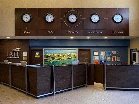 recepção balcão.jpg