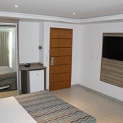 Luxo Lateral Vista Mar Parcial