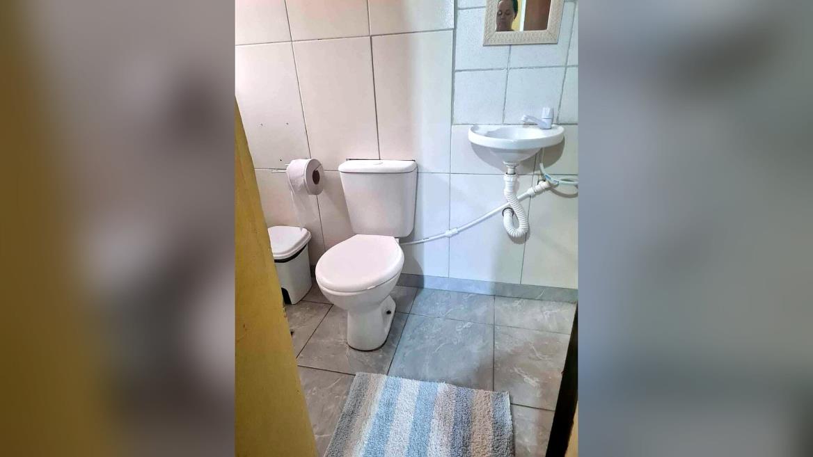 30_banheiro_pia_vaso (1).jpg