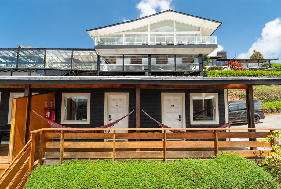 chris park - uh 25-14.jpg