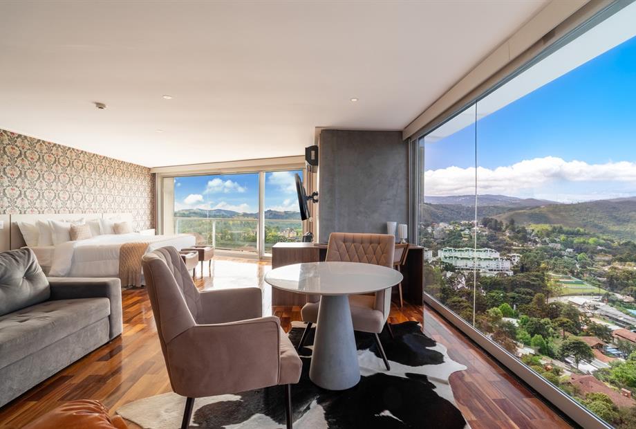 chris park - uh 311-07.jpg