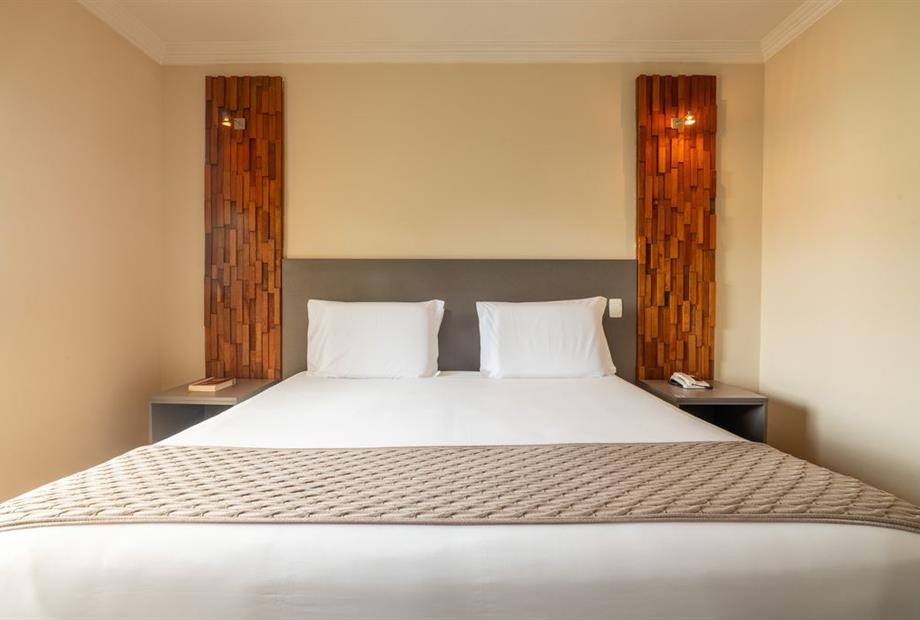 chris park - uh c-4.jpg