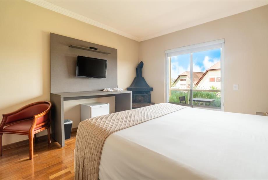 chris park - uh c-3.jpg