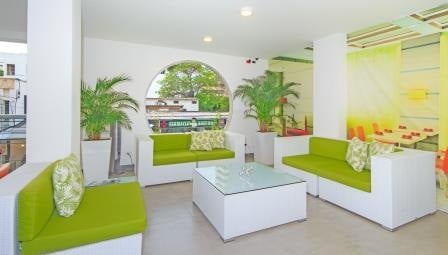 Lobby 2.jpg