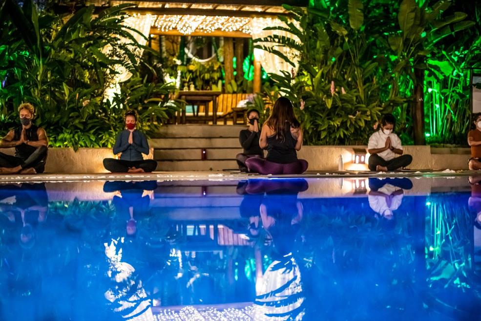 spa-yoga-piscina.jpg