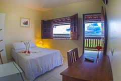 Quarto de casal: Vista para Lago