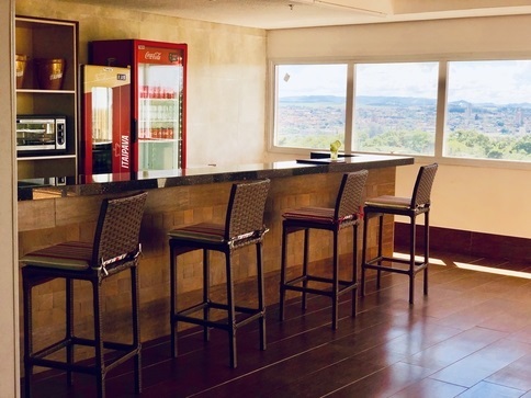 LOUNGE BAR.jpg