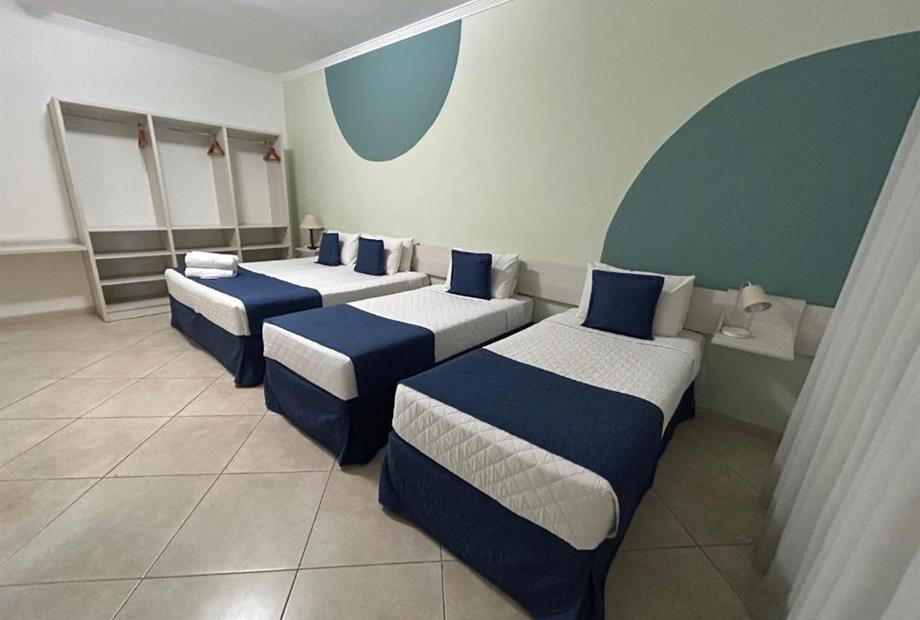 superior quadruplo.jpg