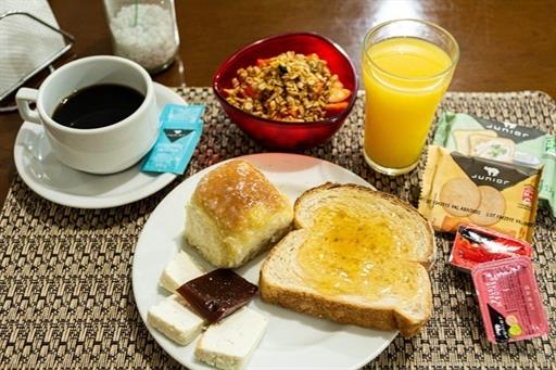 Abudi Hotel Café da manhã (18).jpg