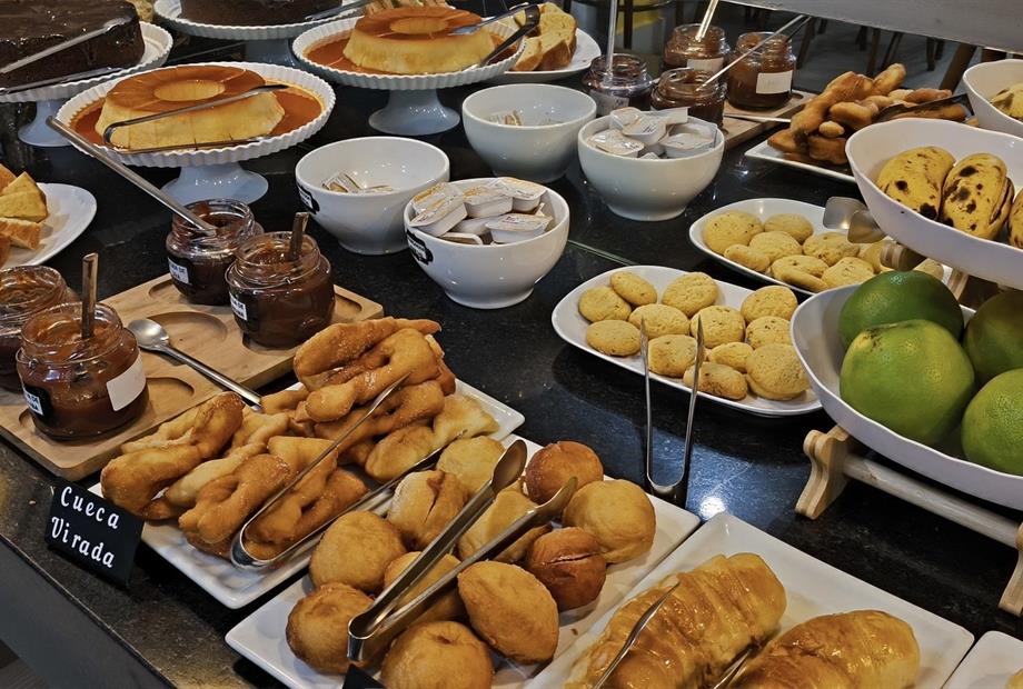 abudi hotel café da manhã (31).jpg