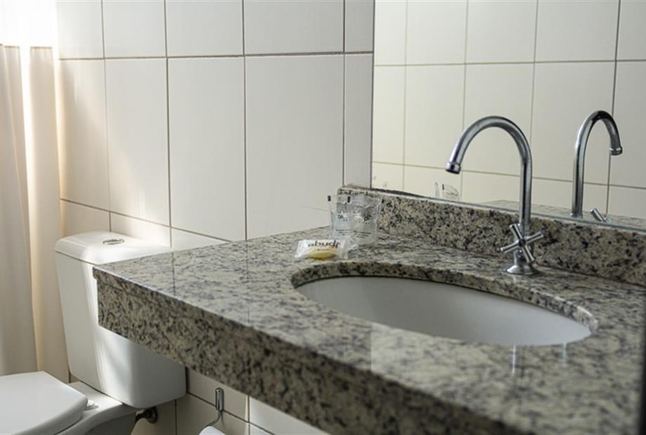 Abudi Hotel Quartos (5).jpg