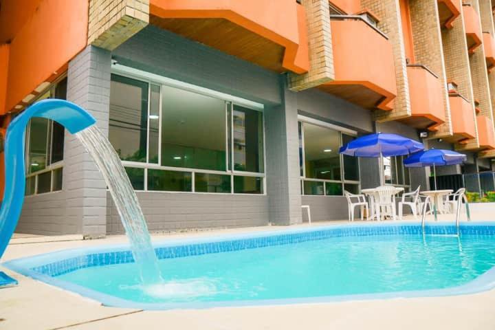 piscina.jpg