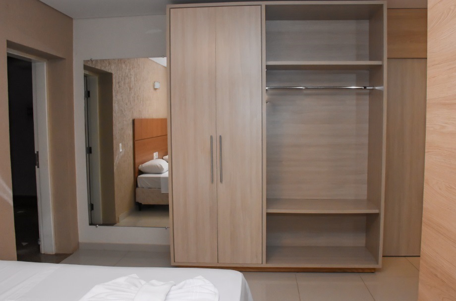 QUARTO 9.jpg