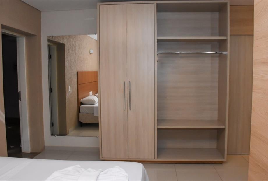 QUARTO 9.jpg