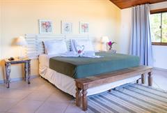 Suite com Cama King Size e Vista Mar