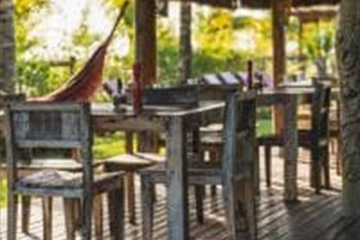 cadeiras do restaurante.jpg