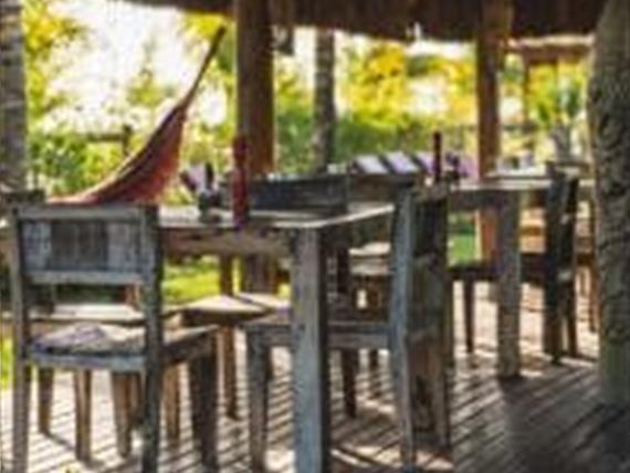 cadeiras do restaurante.jpg