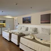 Brisa Flat Familia Quintuplo (1º andar sem vista)