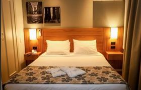 Suite Superior Casal do The World Vila Olímpia