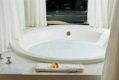 Chalé Bariloche com Hidro e Varanda Privativa