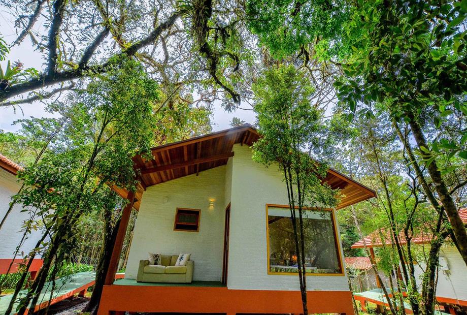 Chalé Prime com hidro e varanda 50m 7.jpg