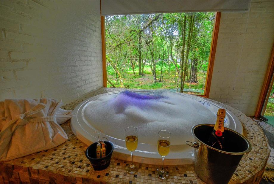 Chalé Prime com hidro e varanda 50m 1.jpg