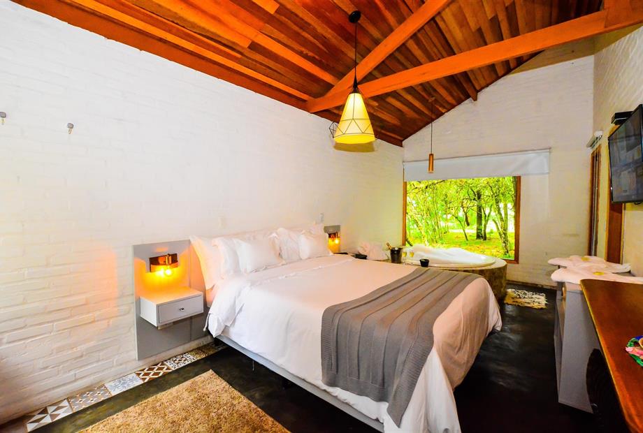 Chalé Prime com hidro e varanda 50m 4.jpg