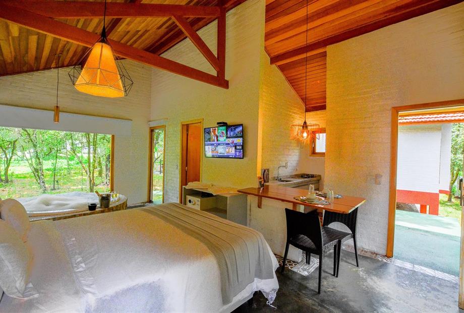 Chalé Prime com hidro e varanda 50m 9.jpg