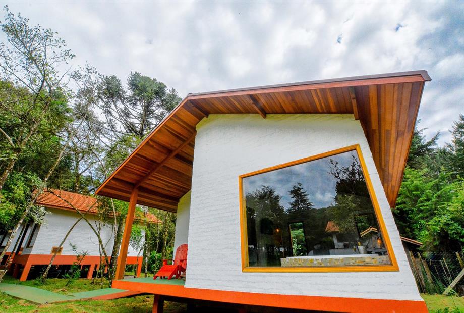 Chalé Família l Elevado LR-44 (Cópia).jpg