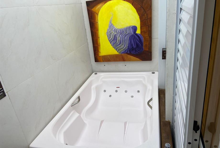 whatsapp image 2024-09-17 at 10.46.58.jpeg